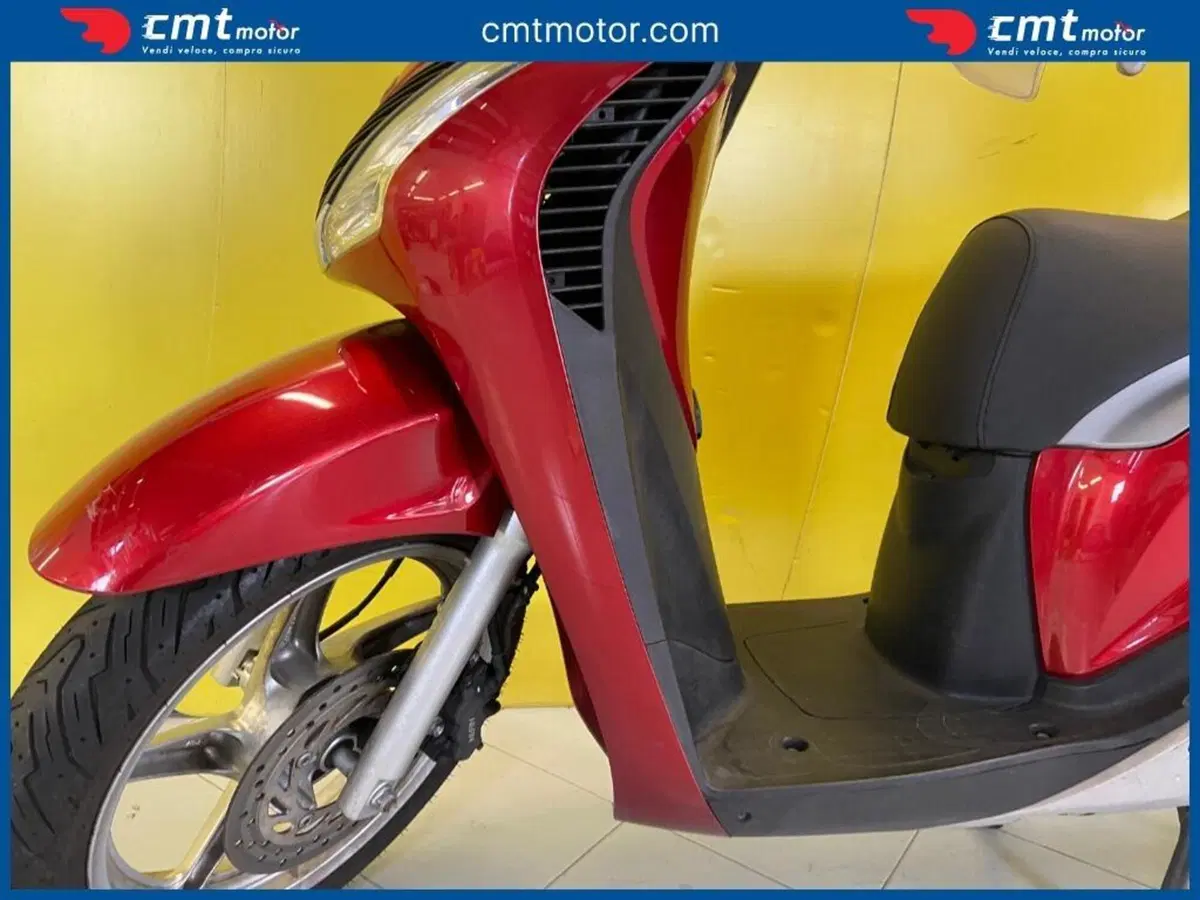 Honda SH 150i (2009 - 12) (7)