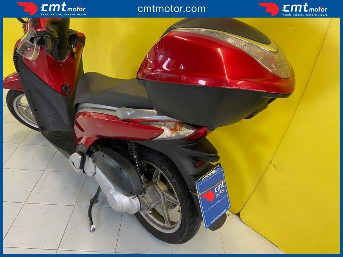 Honda SH 150i (2009 - 12) (8)