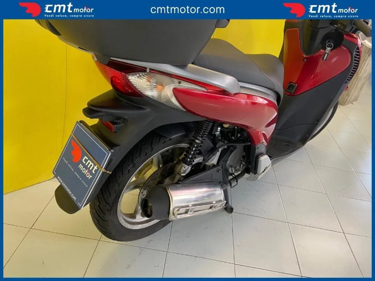 Honda SH 150i (2009 - 12) (9)