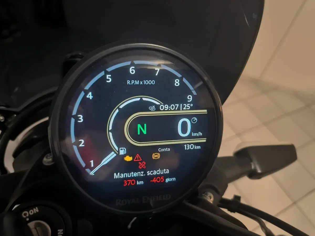 Royal Enfield Guerrilla 450 (2024 - 26) (10)