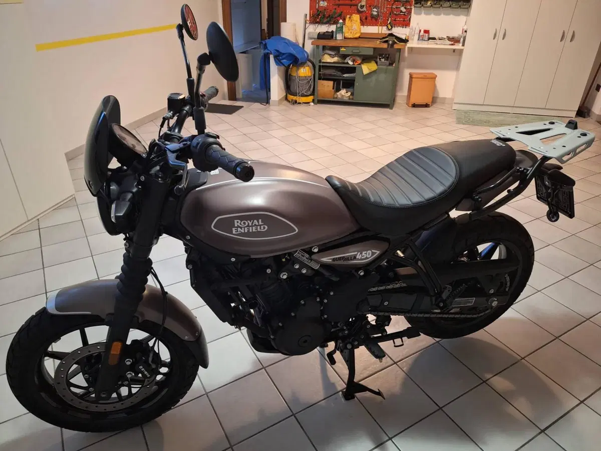 Royal Enfield Guerrilla 450 (2024 - 26) (2)