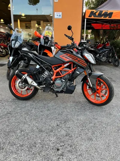 KTM 125 Duke (2021 - 23) usata