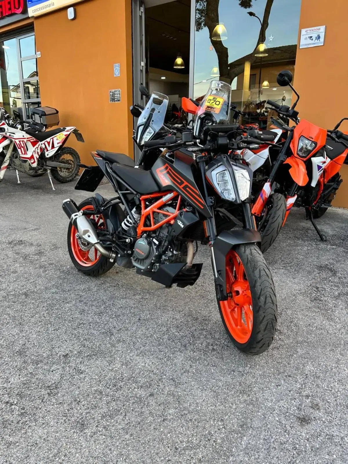 KTM 125 Duke (2021 - 23) (2)