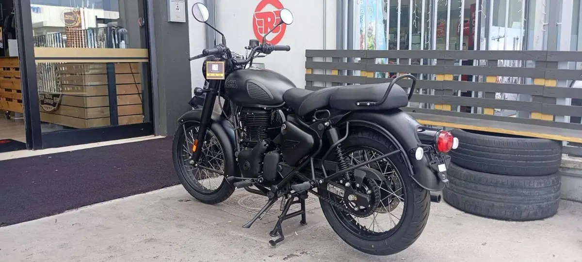 Royal Enfield Classic 350 (2021 - 26) (15)