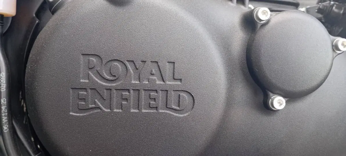 Royal Enfield Classic 350 (2021 - 26) (14)