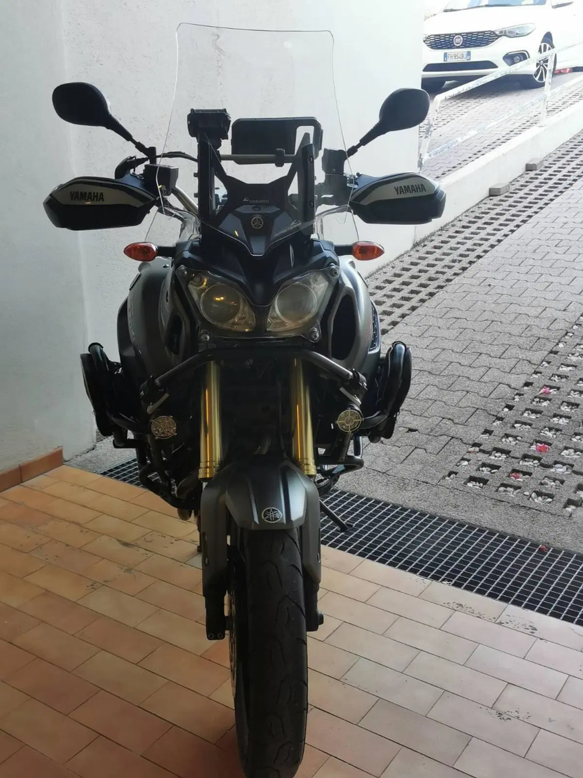 Yamaha XT1200Z Super Ténéré ABS (2010 - 15) (16)