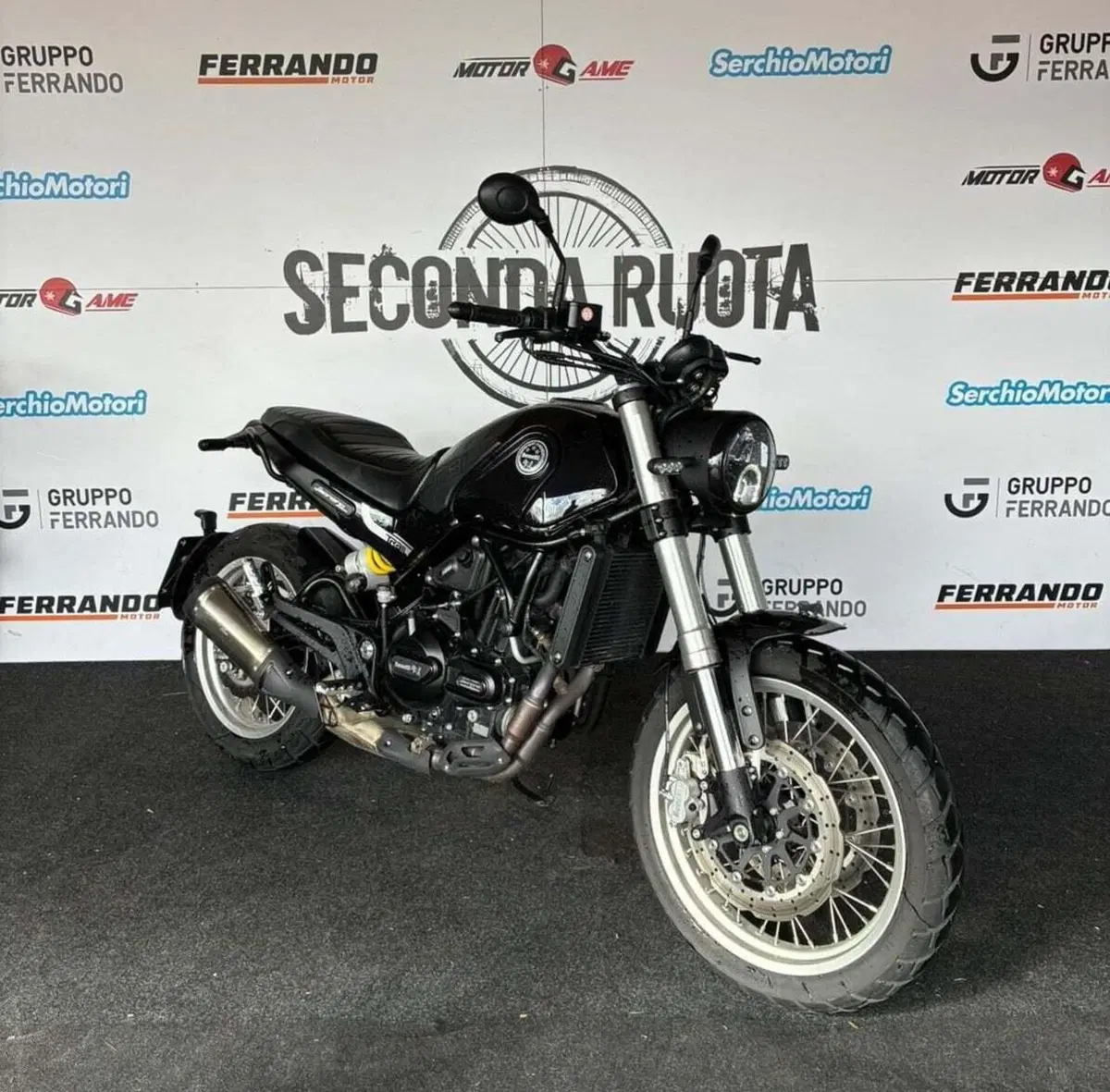 Benelli Leoncino 500 (2021 - 25) (2)