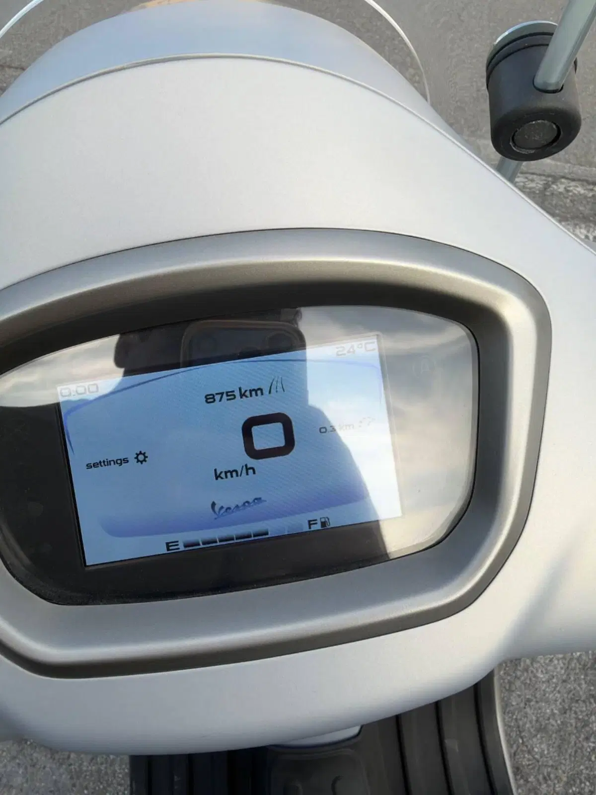 Vespa GTS 300 Super Tech (2023 - 24) (8)