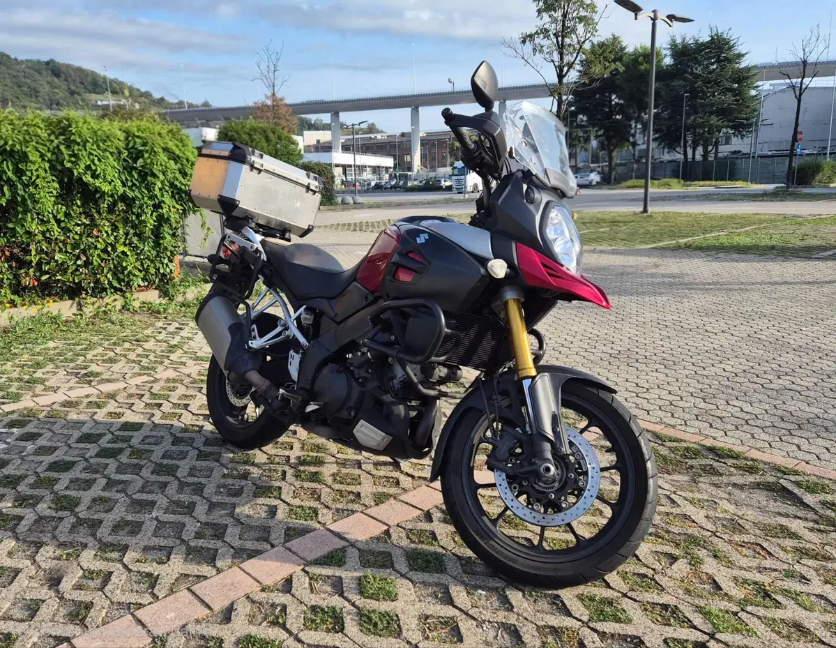 Suzuki V-Strom 1000 ABS (2014 - 17) (2)