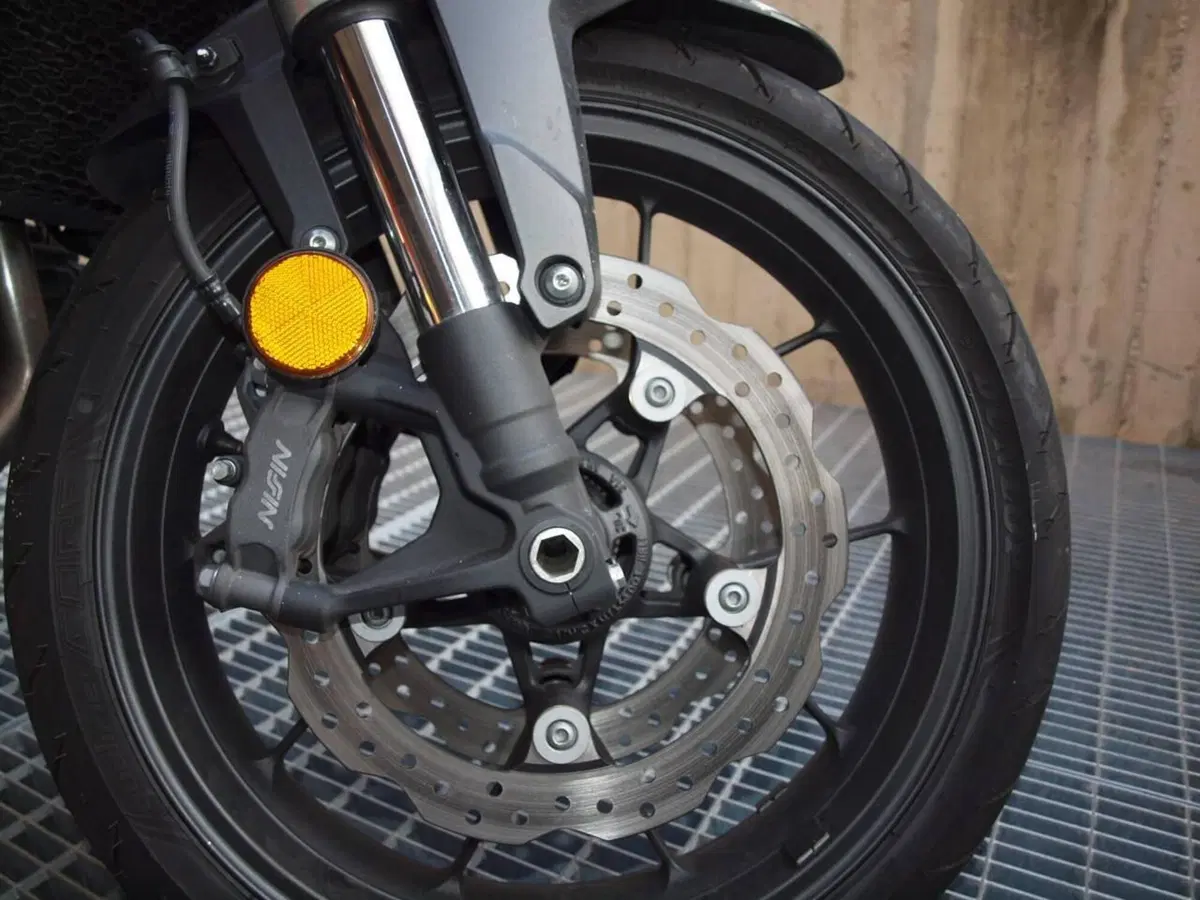 Honda CB 750 Hornet (2023 - 24) (2)