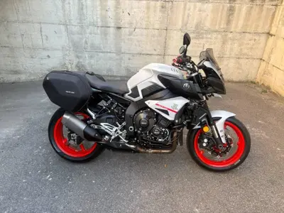 Yamaha MT-10 (2017 - 20) usata