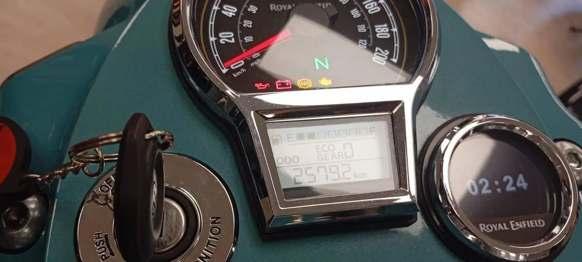Royal Enfield Classic 650 (2025 - 26) (4)