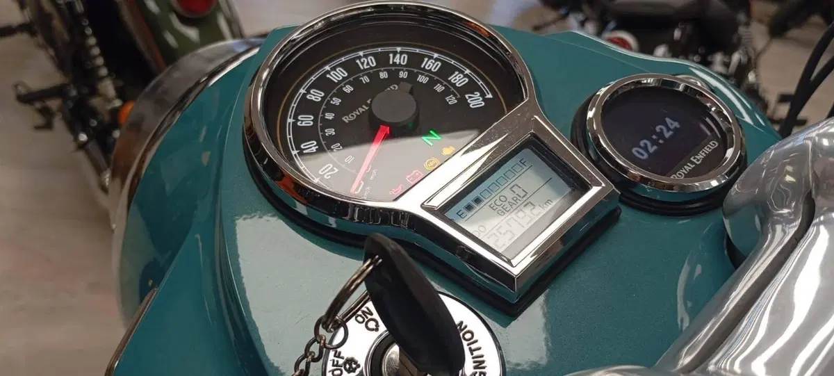 Royal Enfield Classic 650 (2025 - 26) (18)