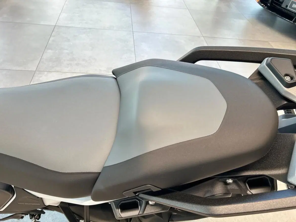 Bmw R 1300 GS Trophy (2023 - 26) (10)