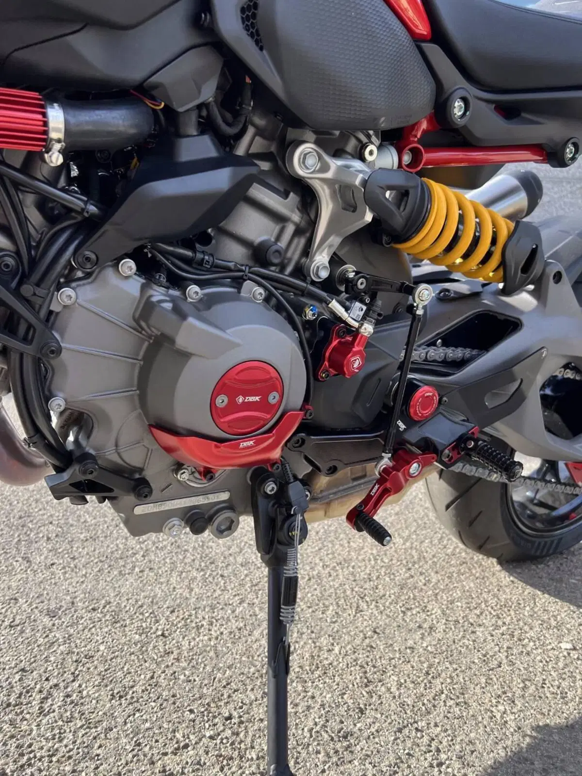 Ducati Monster 890 + (2026) (8)