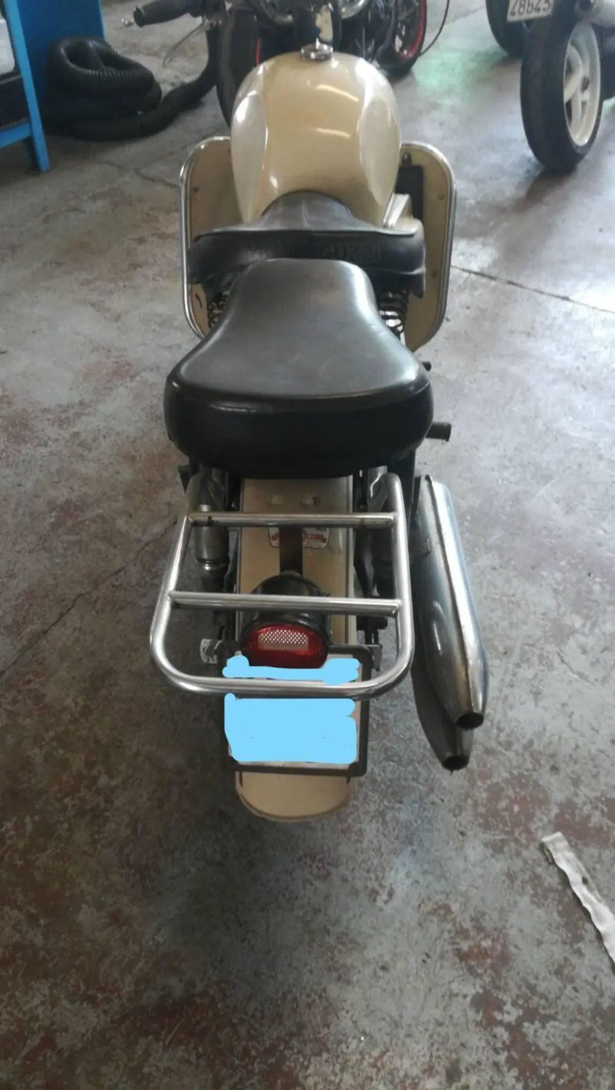 Moto Guzzi Falcone Sahara (3)
