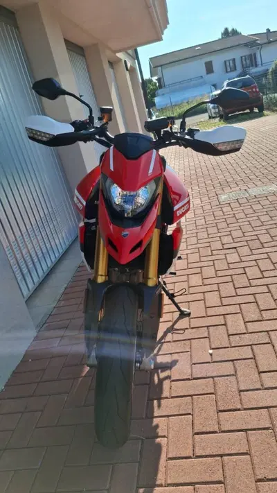 Ducati Hypermotard 950 SP (2022 - 25) usata