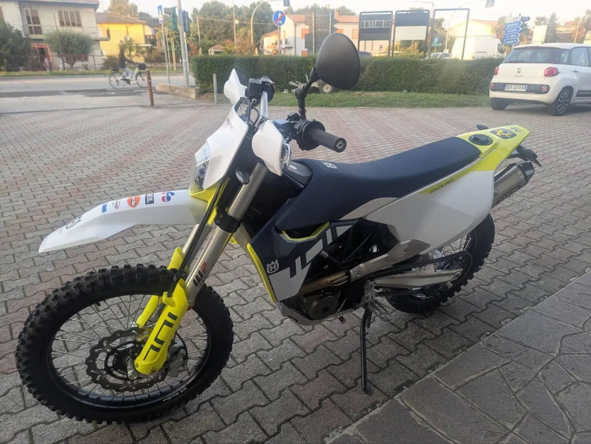 Husqvarna 701 Enduro (2023 - 25) (3)