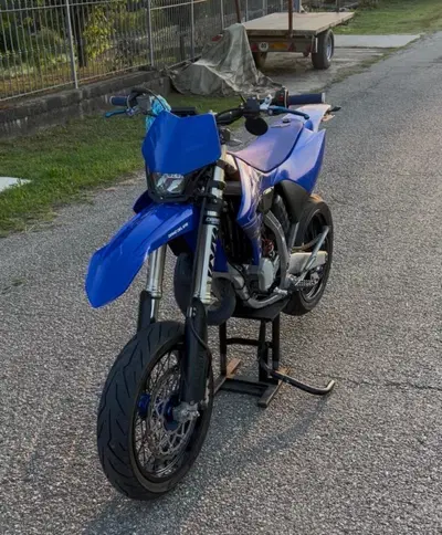 Yamaha YZ 125 (2023) usata