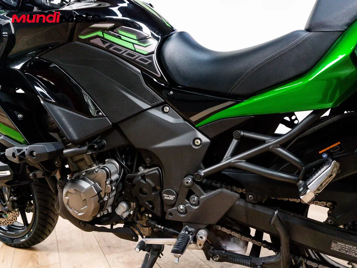 Kawasaki Versys 1000 SE Grand Tourer (2021) (10)