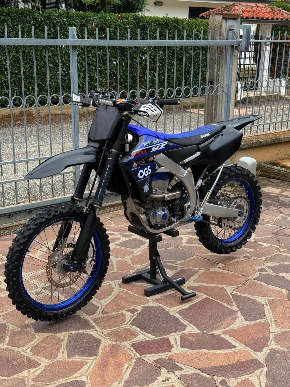 Yamaha YZ 450 F (2021) (11)