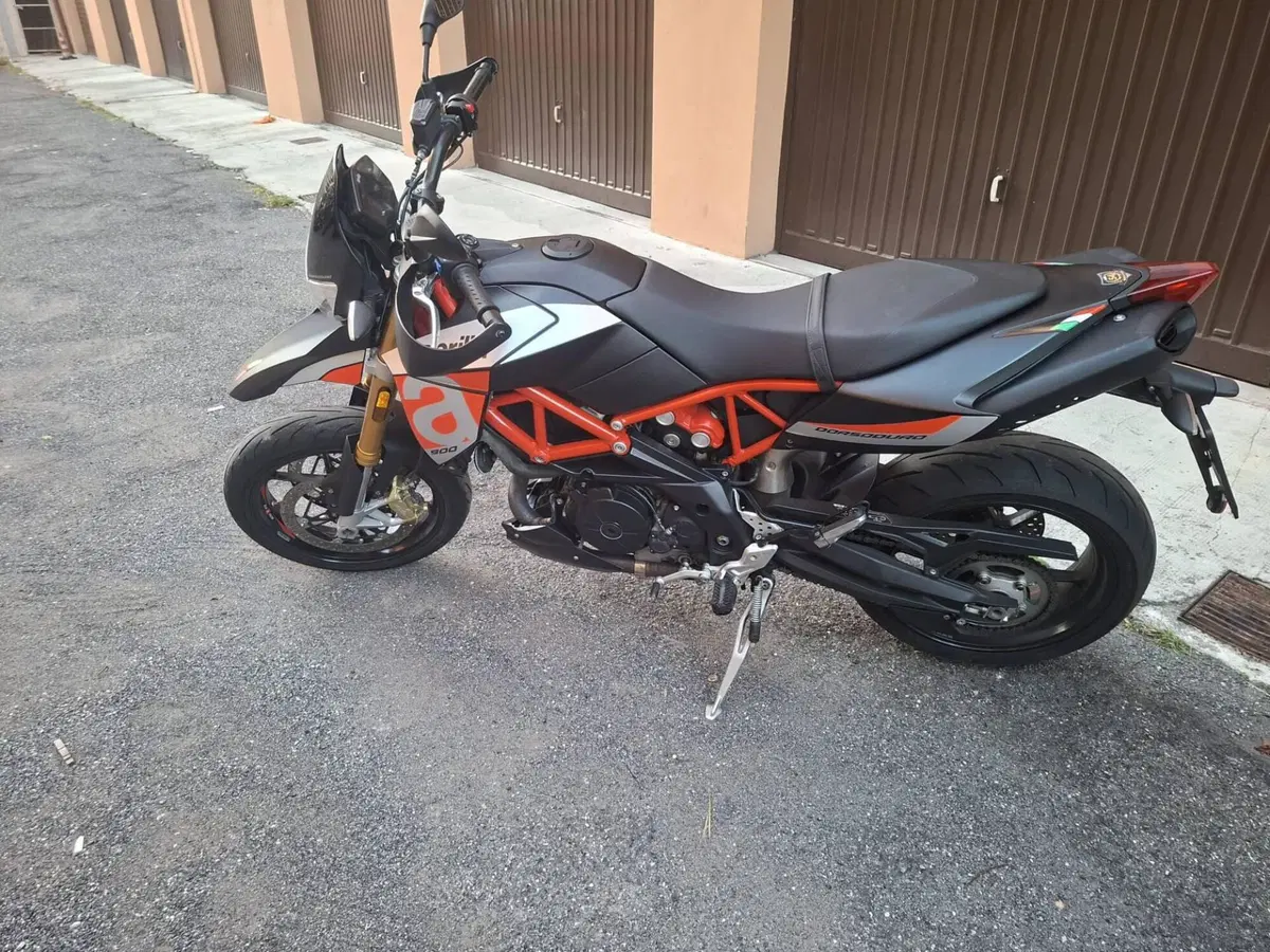 Aprilia Dorsoduro 900 (2017 - 20) (4)