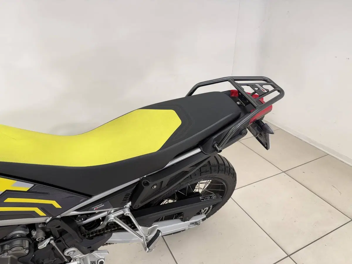Aprilia Tuareg 660 (2022 - 24) (9)