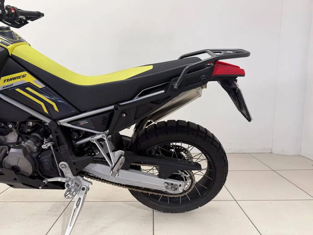 Aprilia Tuareg 660 (2022 - 24) (14)