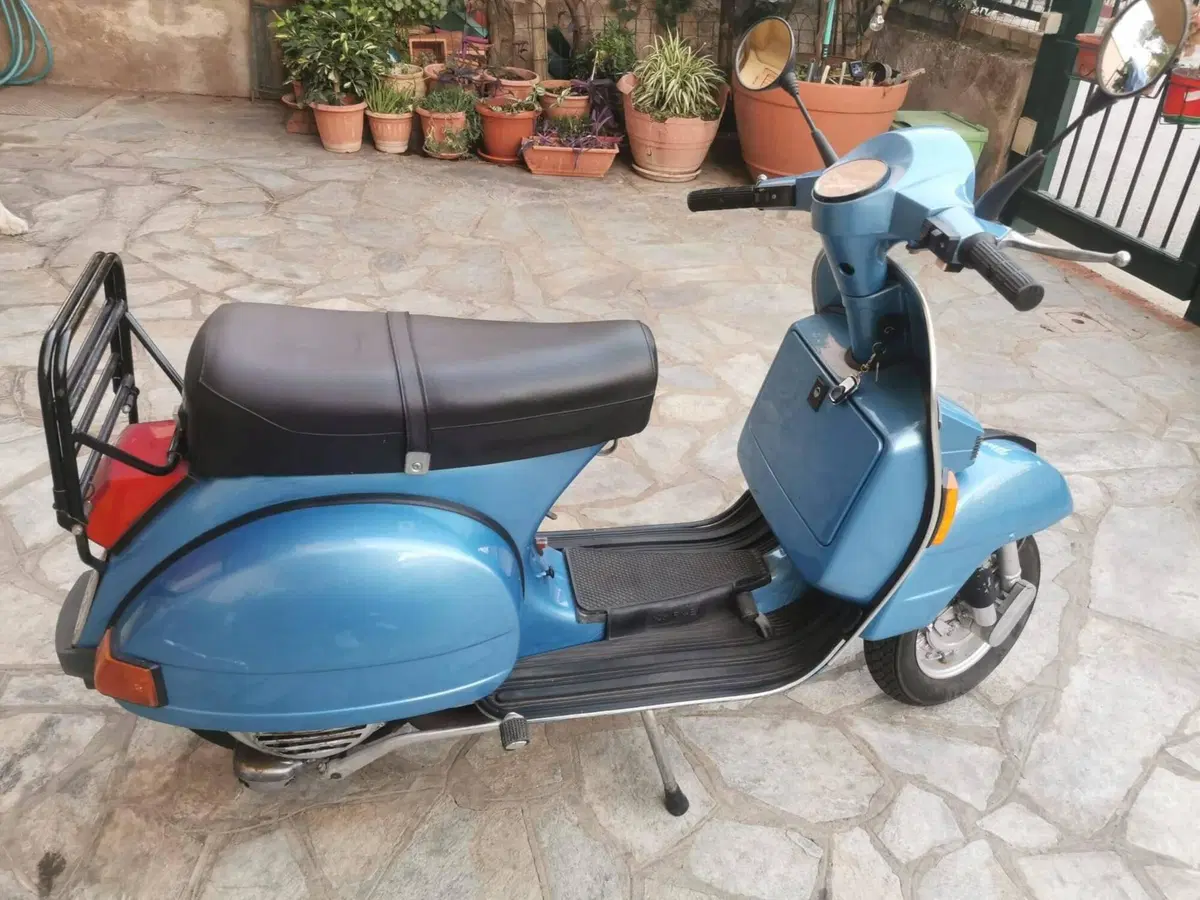 Piaggio Vespa PX 150 E Elestart (2)