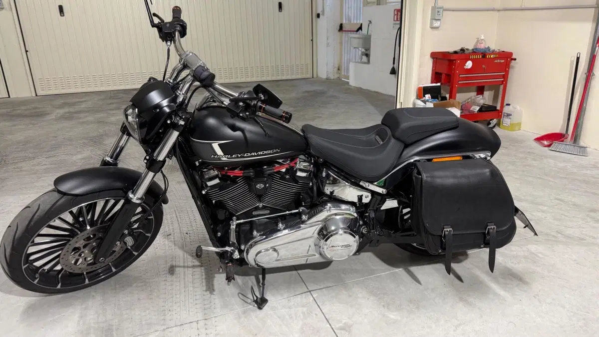 Harley-Davidson Breakout 117 (2023 - 24) (3)