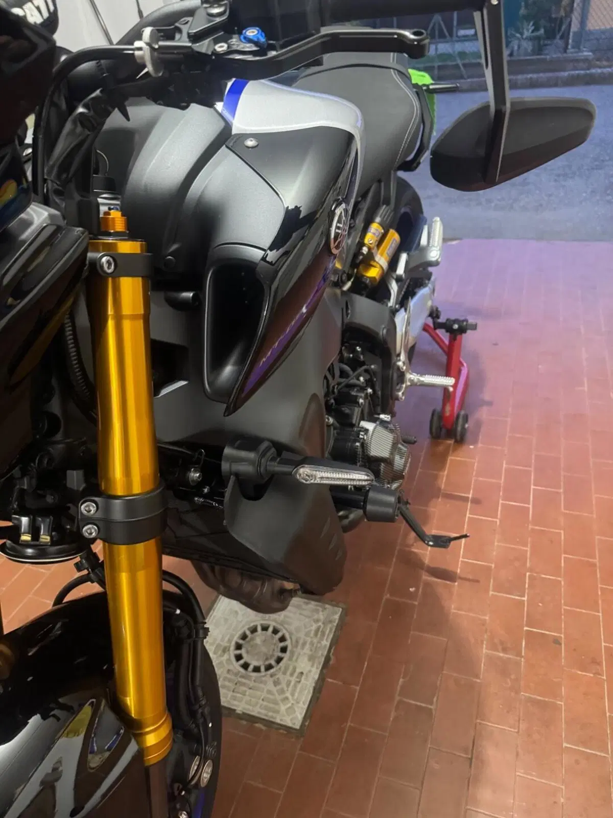 Yamaha MT-09 SP (2021 - 23) (3)