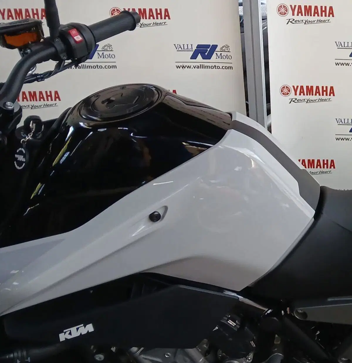 KTM 790 Duke L (2023 - 24) (5)