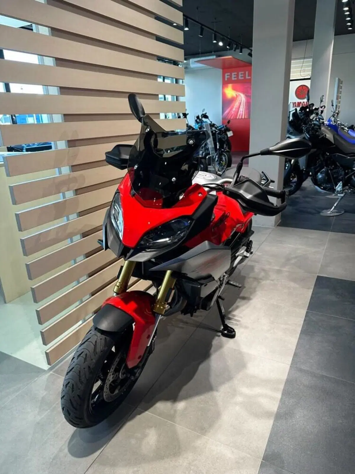 Bmw F 900 XR (2020 - 24) (3)