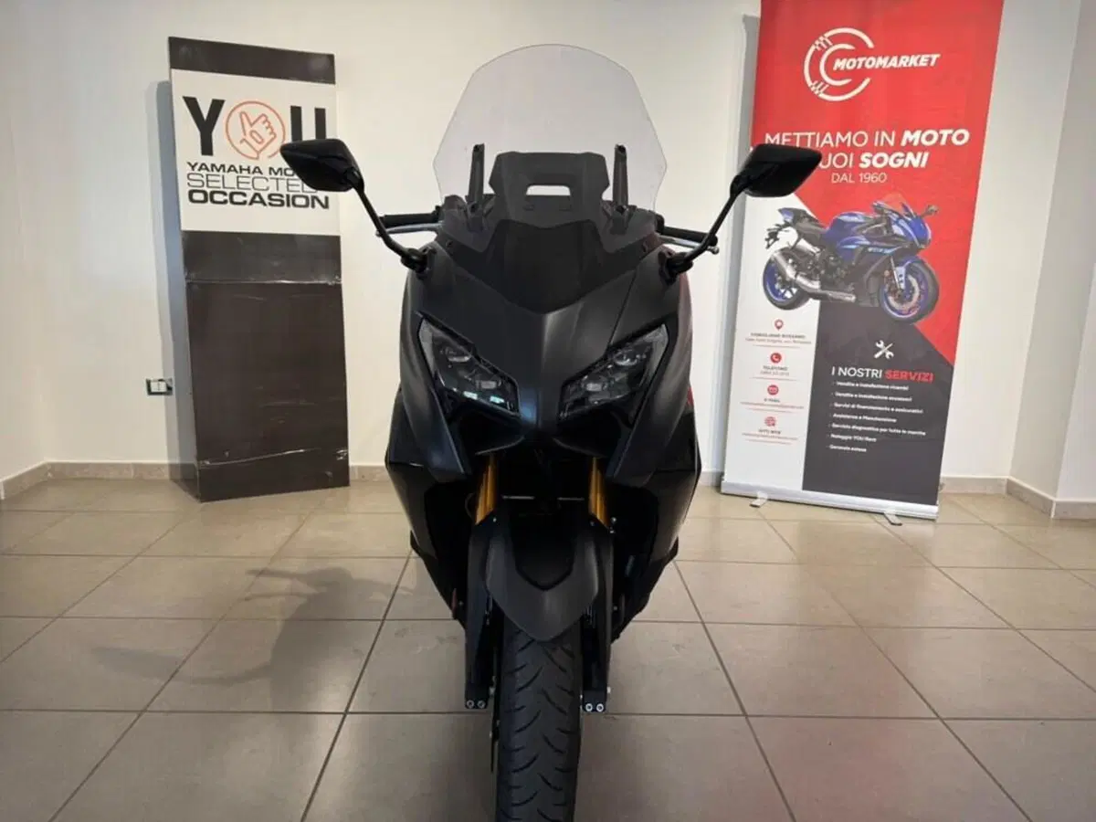 Yamaha T-Max 560 Tech Max (2025 - 26) (3)