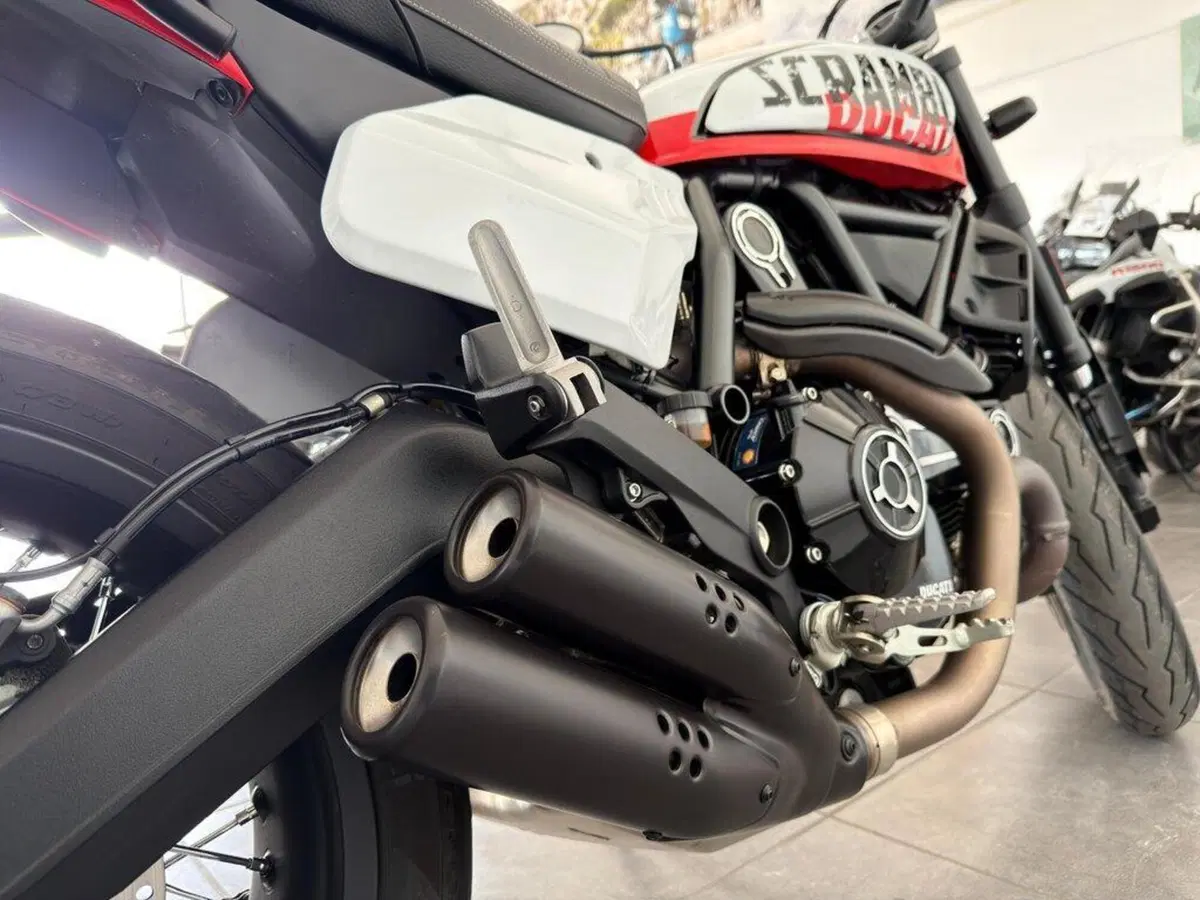 Ducati Scrambler 800 Icon (2021 - 22) (4)