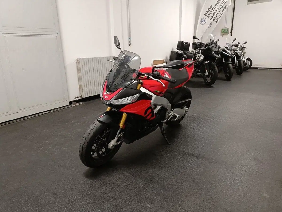 Aprilia Tuono V4 (2021 - 24) (2)