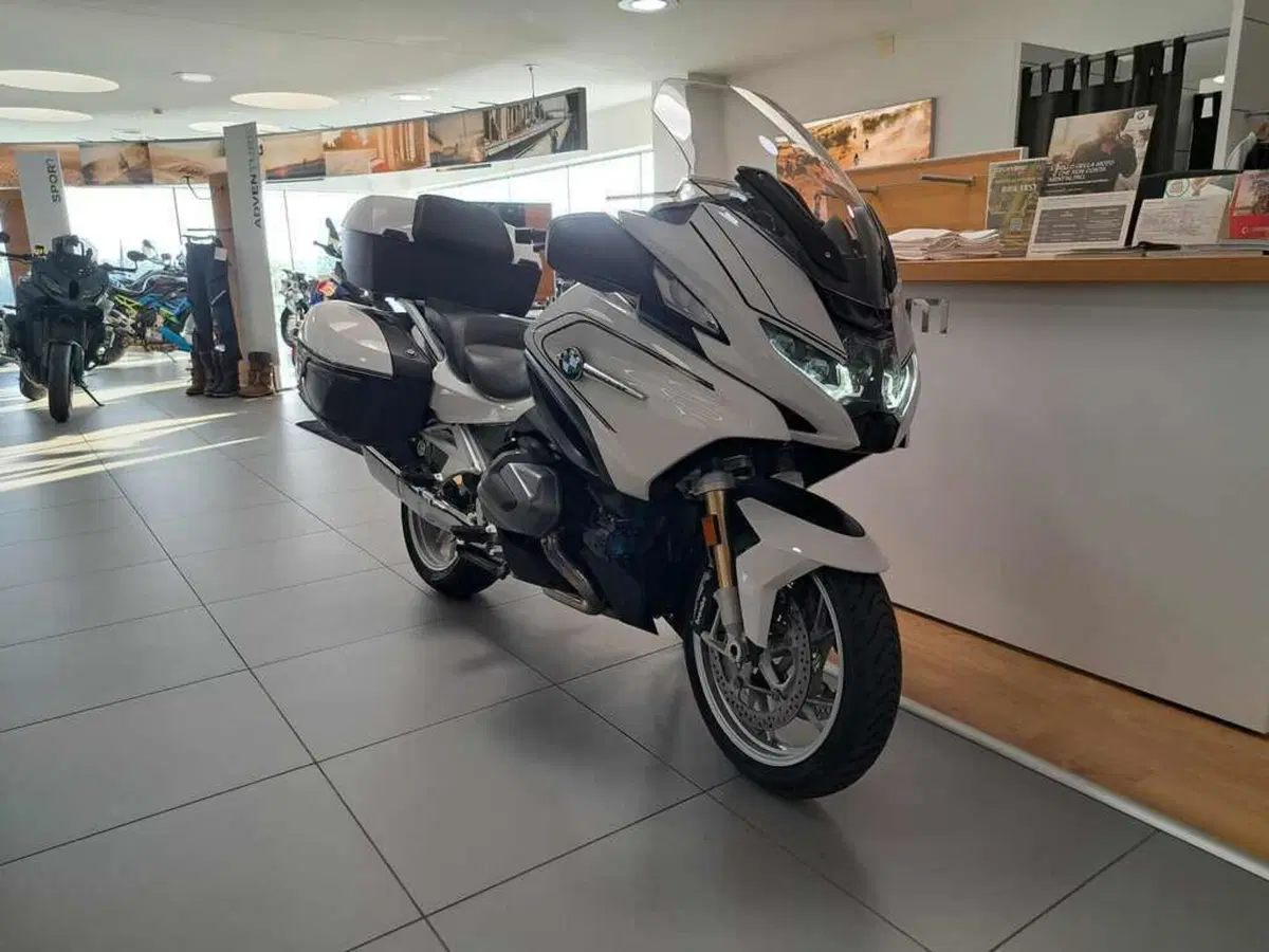 Bmw R 1250 RT (2021 - 25) (2)