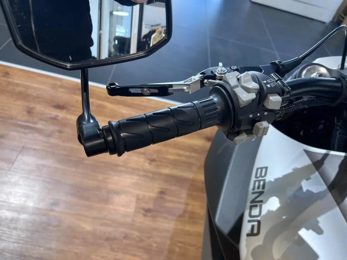 Benda Motorcycles LFC 700 (2024 - 26) (11)