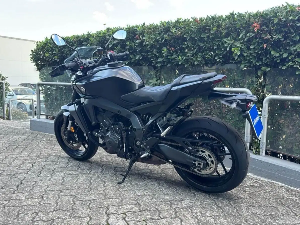 Yamaha MT-09 (2024 - 26) (5)