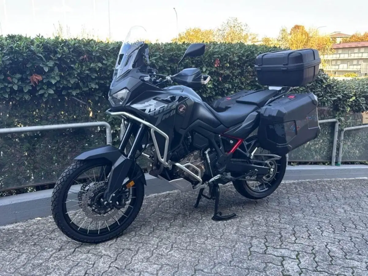 Honda Africa Twin CRF 1100L ES (2024 - 26)