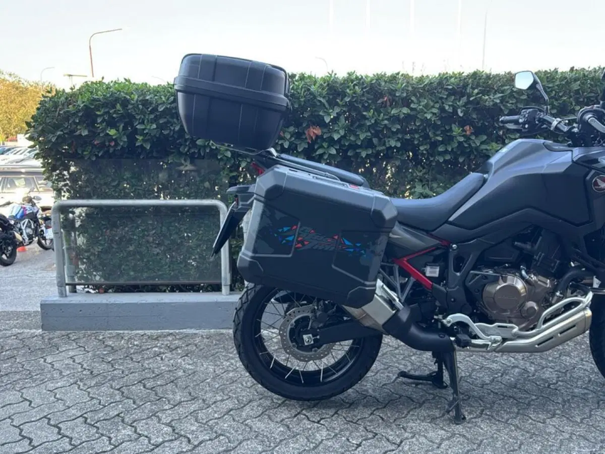 Honda Africa Twin CRF 1100L ES (2024 - 26) (10)