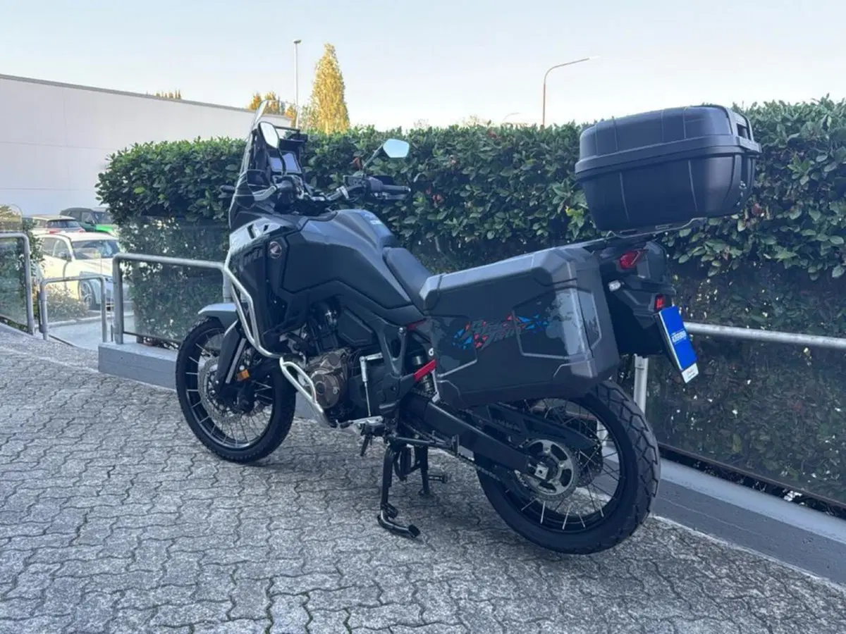 Honda Africa Twin CRF 1100L ES (2024 - 26) (5)