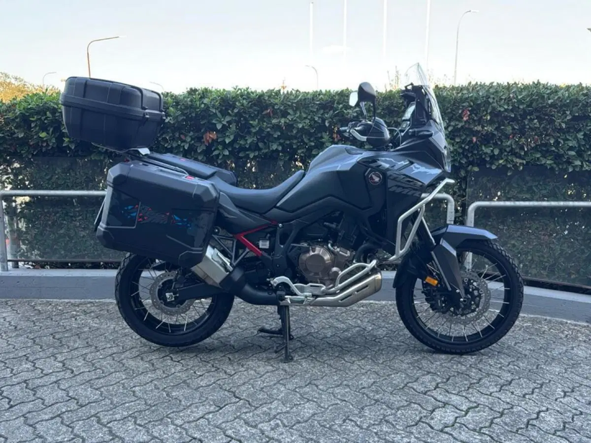 Honda Africa Twin CRF 1100L ES (2024 - 26) (8)