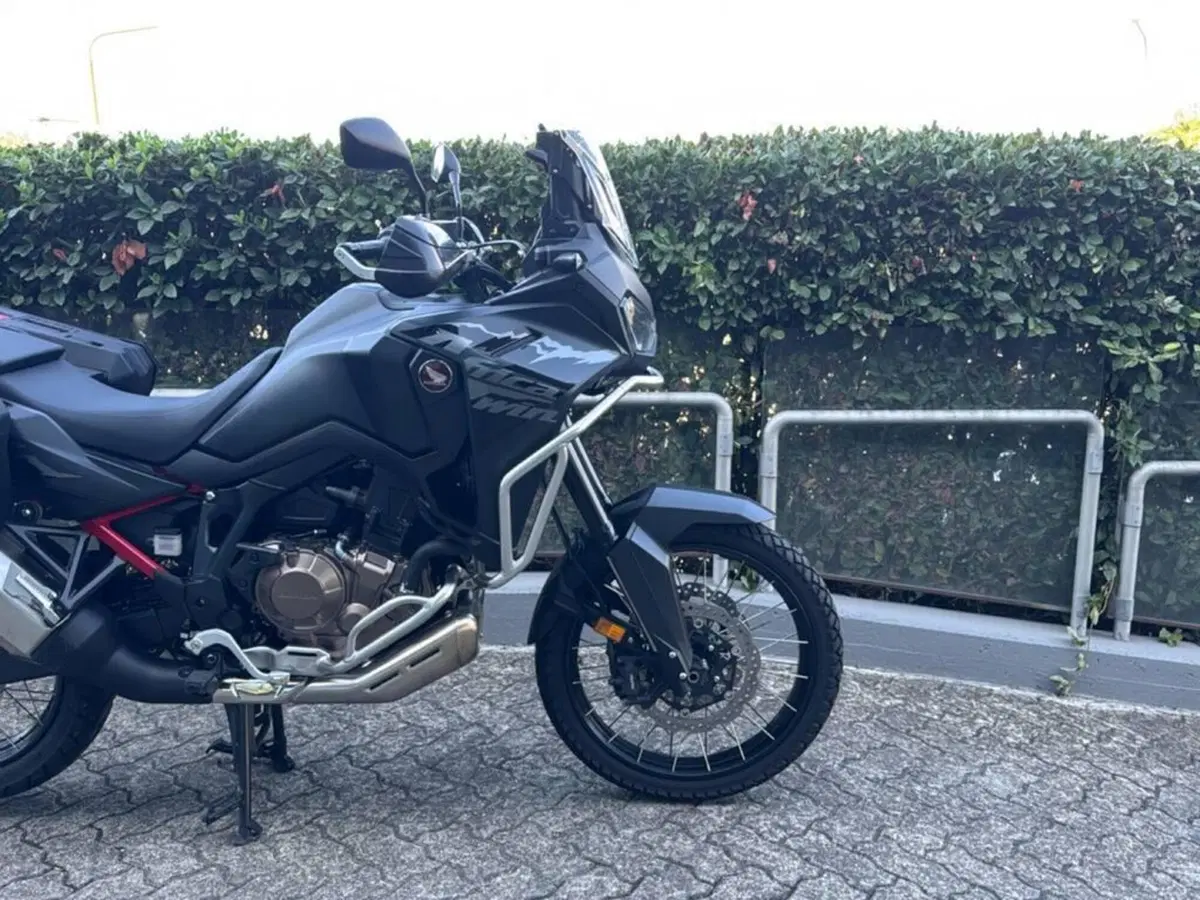 Honda Africa Twin CRF 1100L ES (2024 - 26) (9)