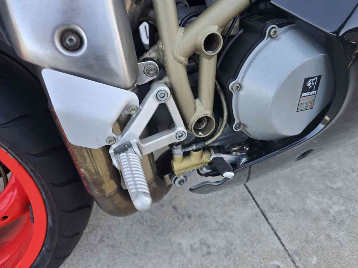 Ducati 916 Biposto (1994 - 98) (30)