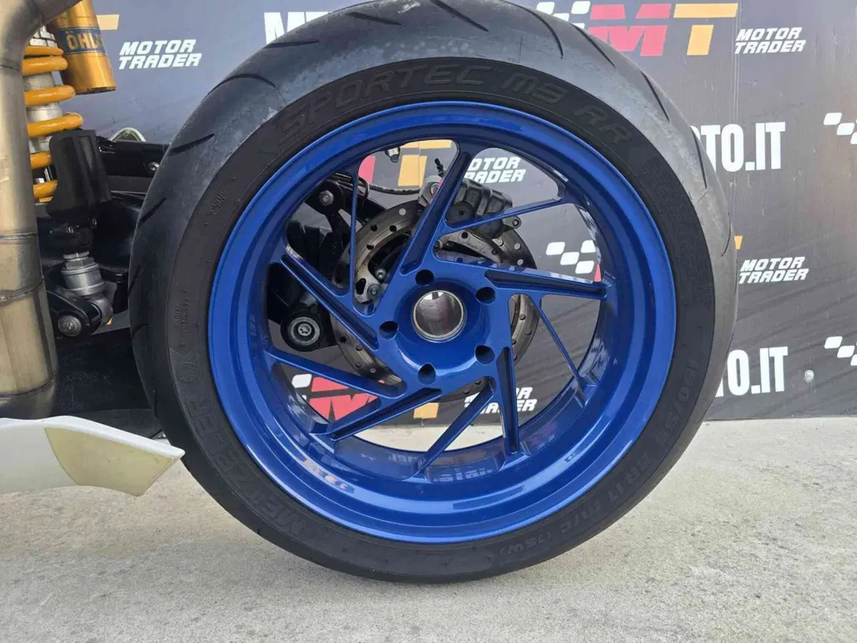 Bmw HP2 Sport (16)