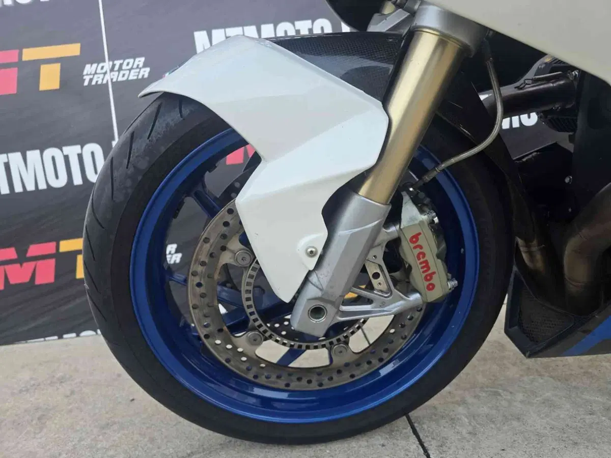 Bmw HP2 Sport (13)