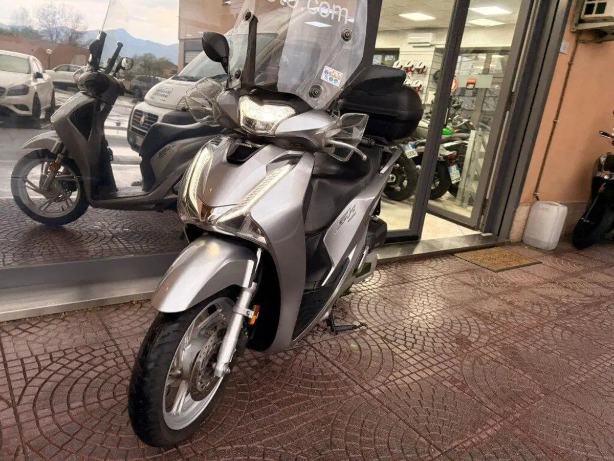 Honda SH 150i (2017 - 19) (10)