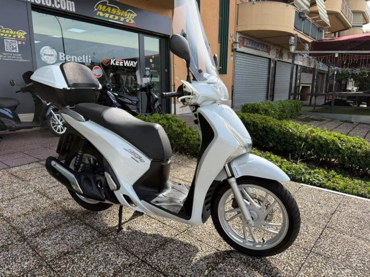 Honda SH 125 i ABS (2013 - 17) (9)