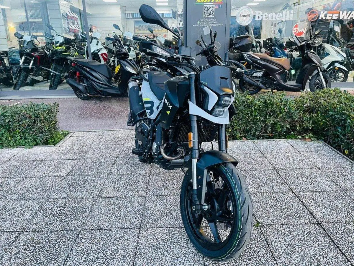 Benelli BKX 125 (2026) (7)